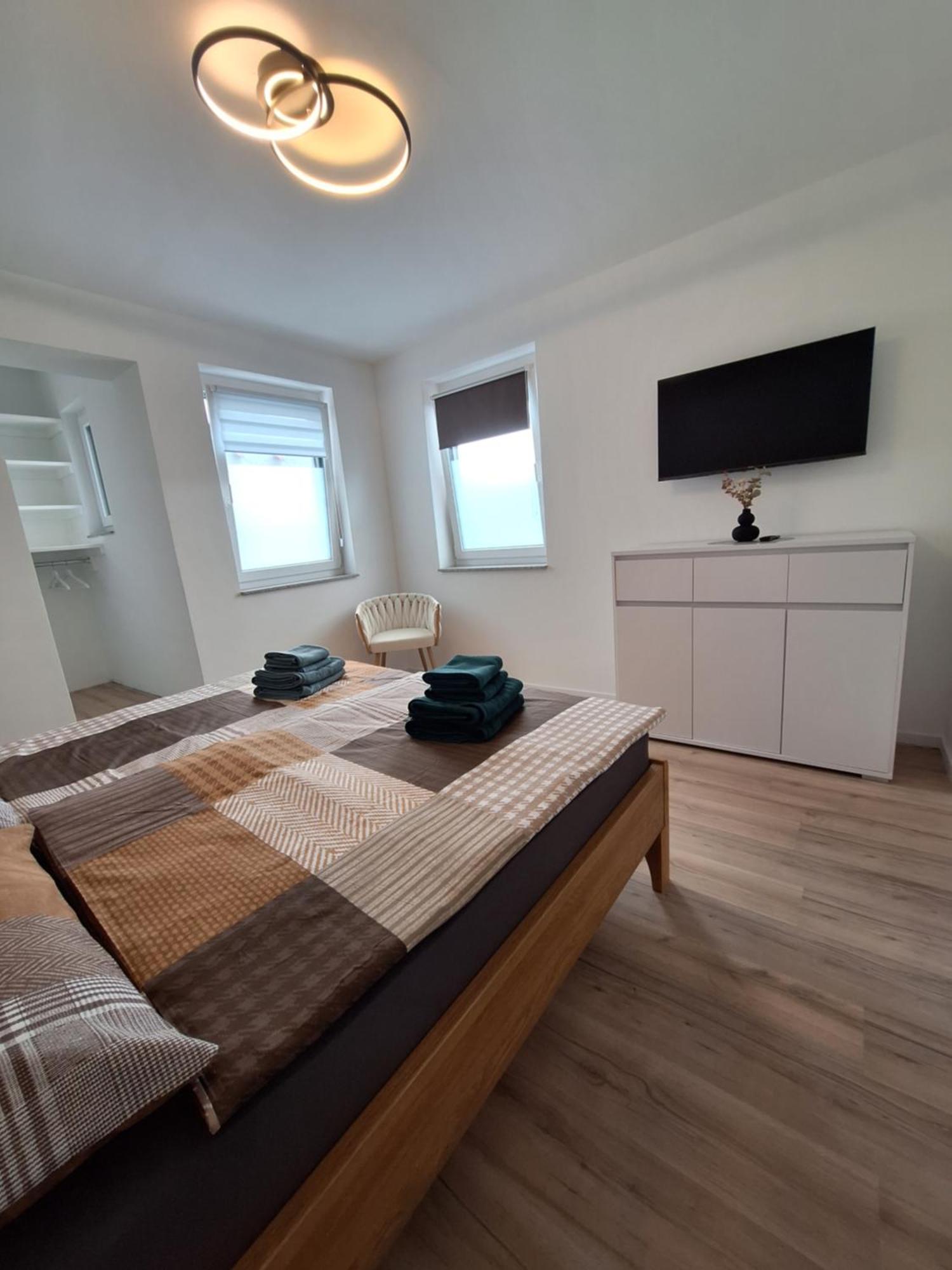 Murtal Appartement Groessingblick Top 1 Zeltweg Esterno foto